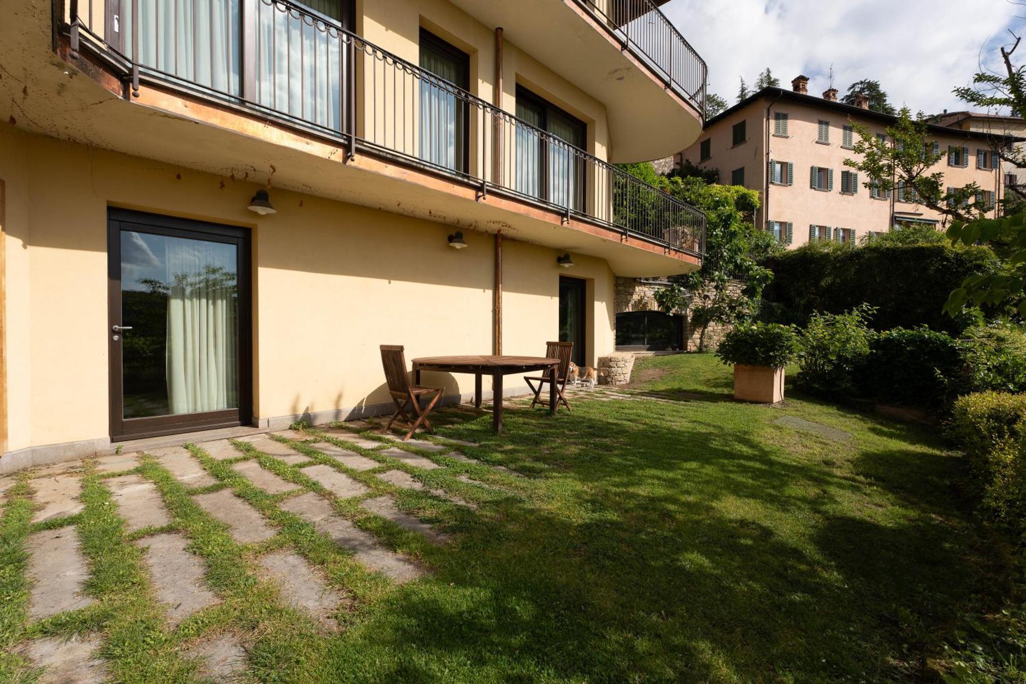 Apartments Vistallihouse Bergamo Buitenkant foto
